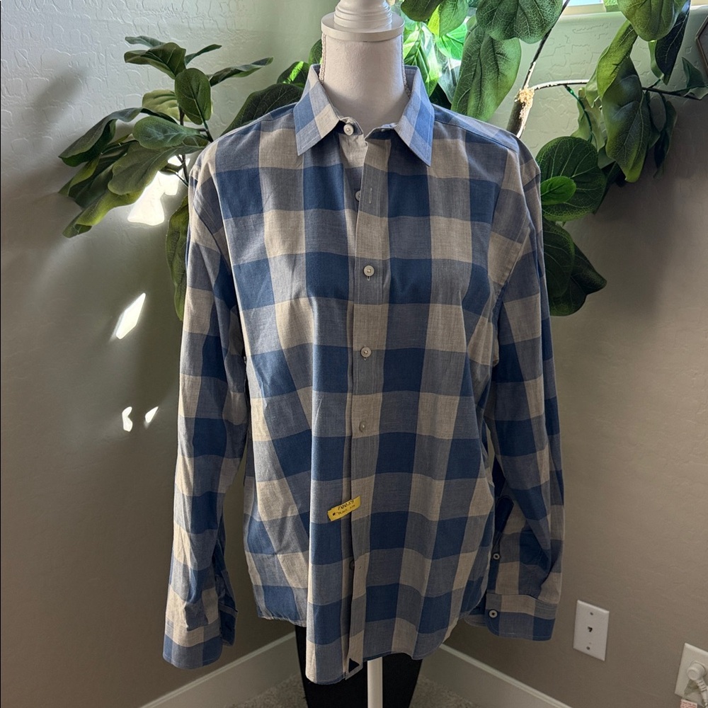 UNTUCKit Men’s Blue and Gray Plaid Shirt
